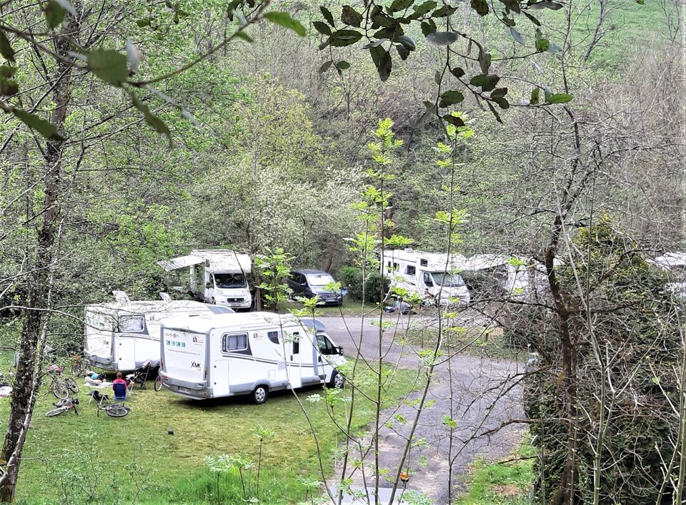 Parcelas caravanas Camping Zingira Orio Guipúzcoa 